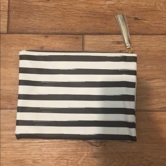 Make up bag - Picture 2 of 2